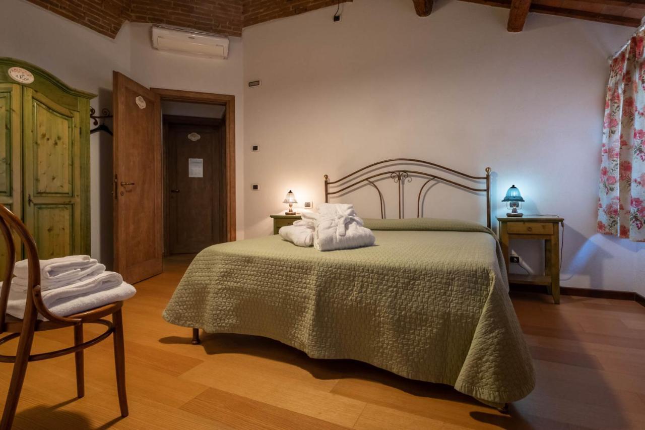 Willa Agriturismo Le 4 Rose Vescovana Zewnętrze zdjęcie